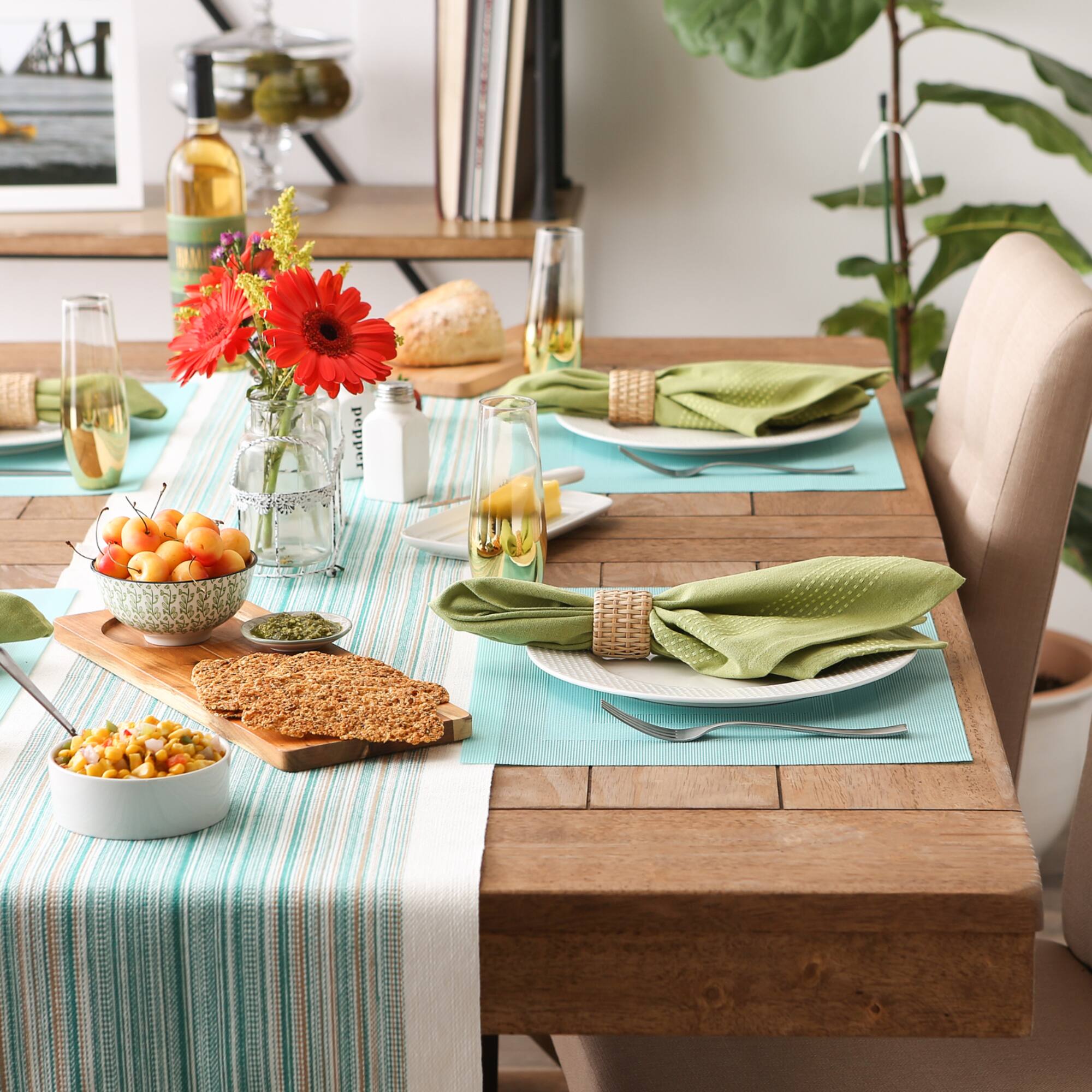 DII® Vinyl Doubleframe Placemats